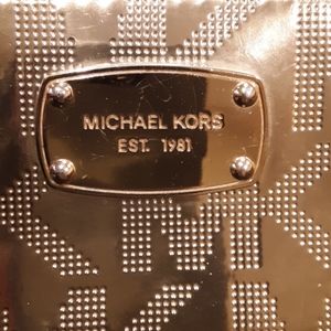 Michael Kors in excellent condition golden shiny w